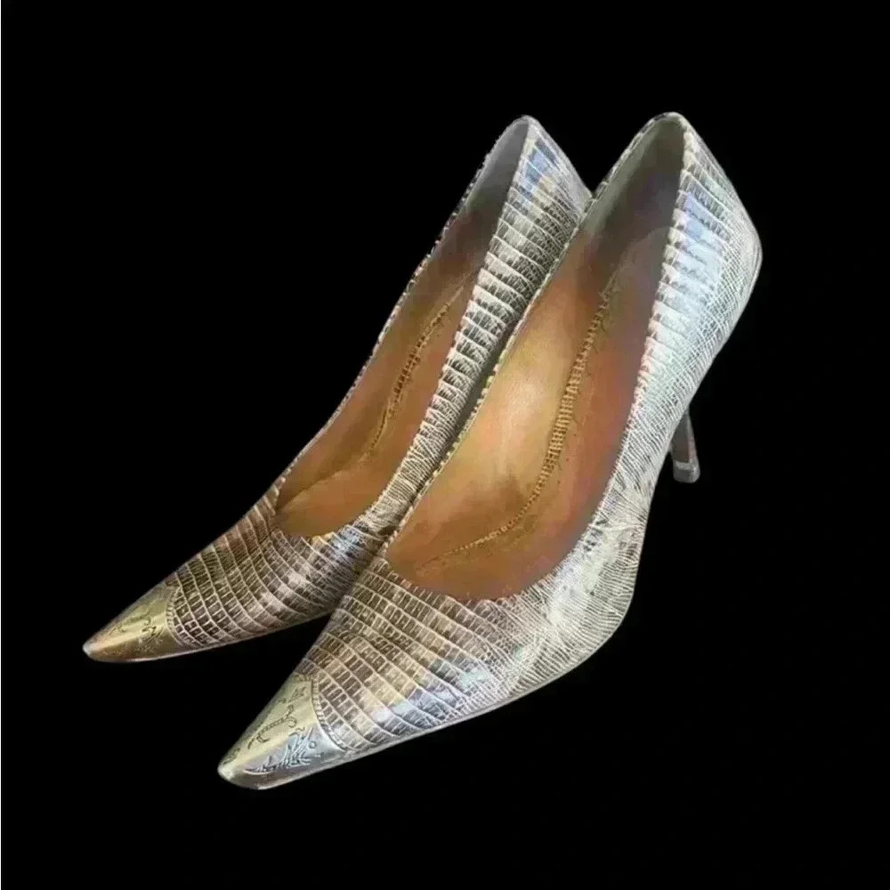 VINCE  snake embossed pumps. 8.5. Exc condition 4 inch heel silver toe a…